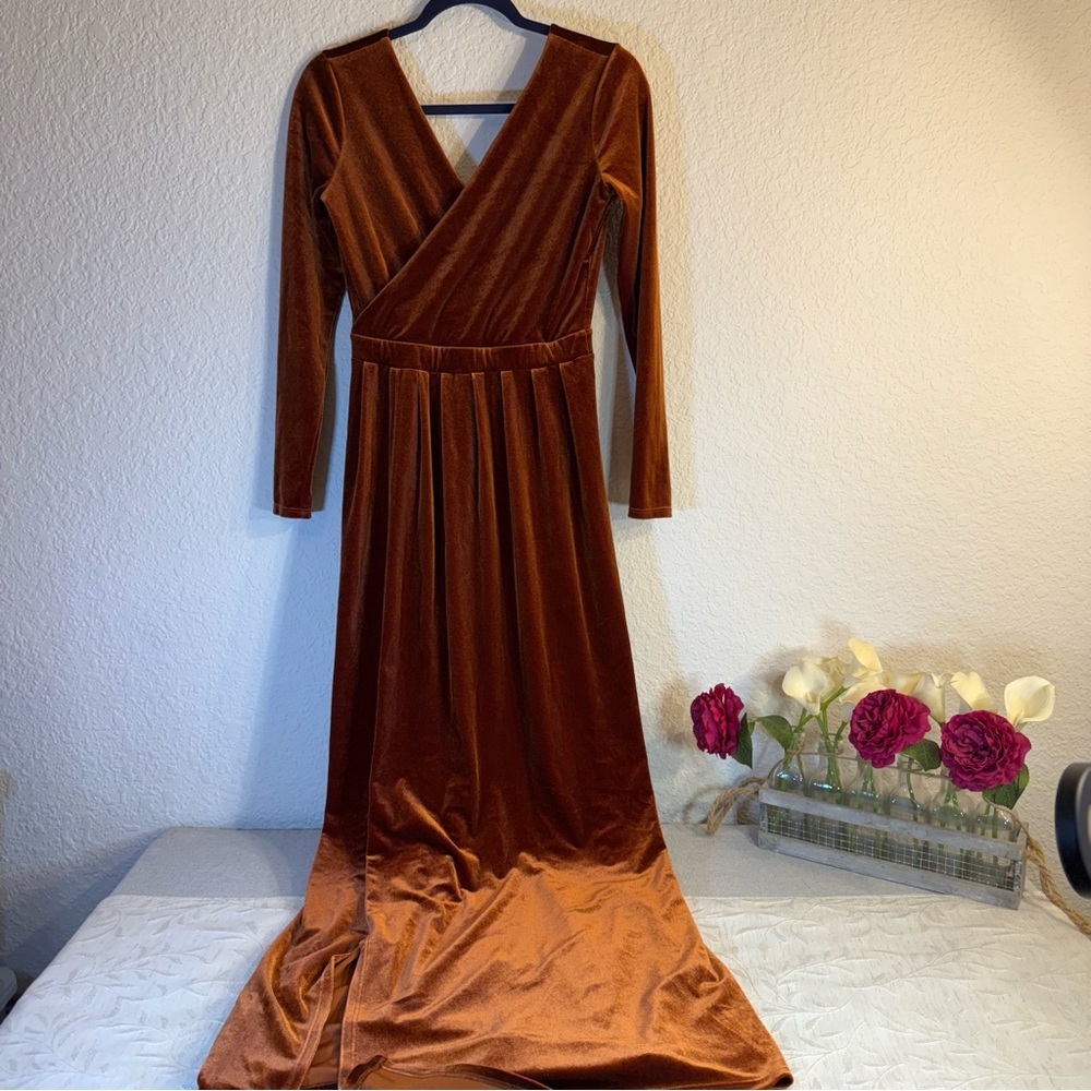 Desir Couture Women’s Long‎ Sleeve Velvet Faux Slit Dress Copper V-neck V-back